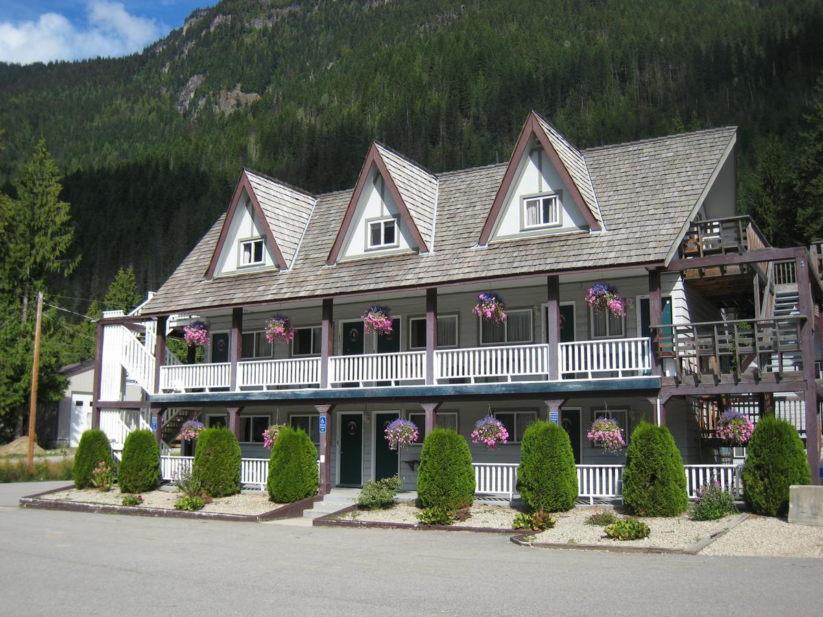 Peaks Lodge 雷夫尔斯托克 外观 照片